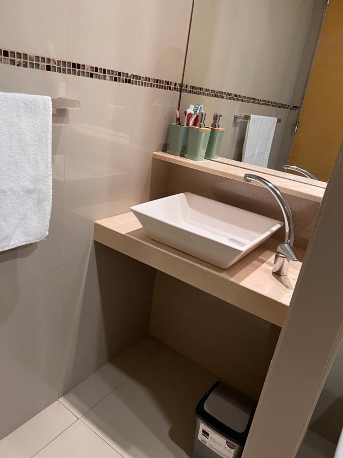 Departamento A Metros De La Rural Y La Embajada Appartement Buenos Aires